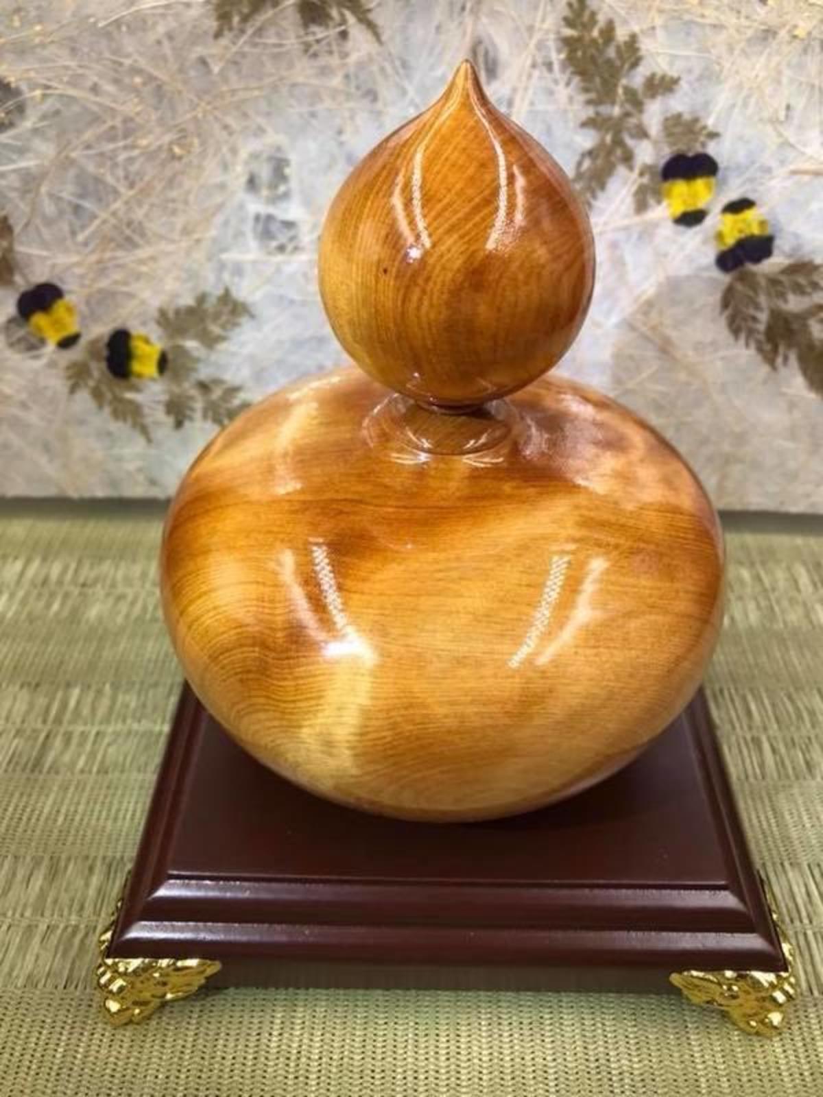 台湾産　黄檜木　飾り品　聚宝盆 台湾産 黄檜 飾り品 聚宝盆