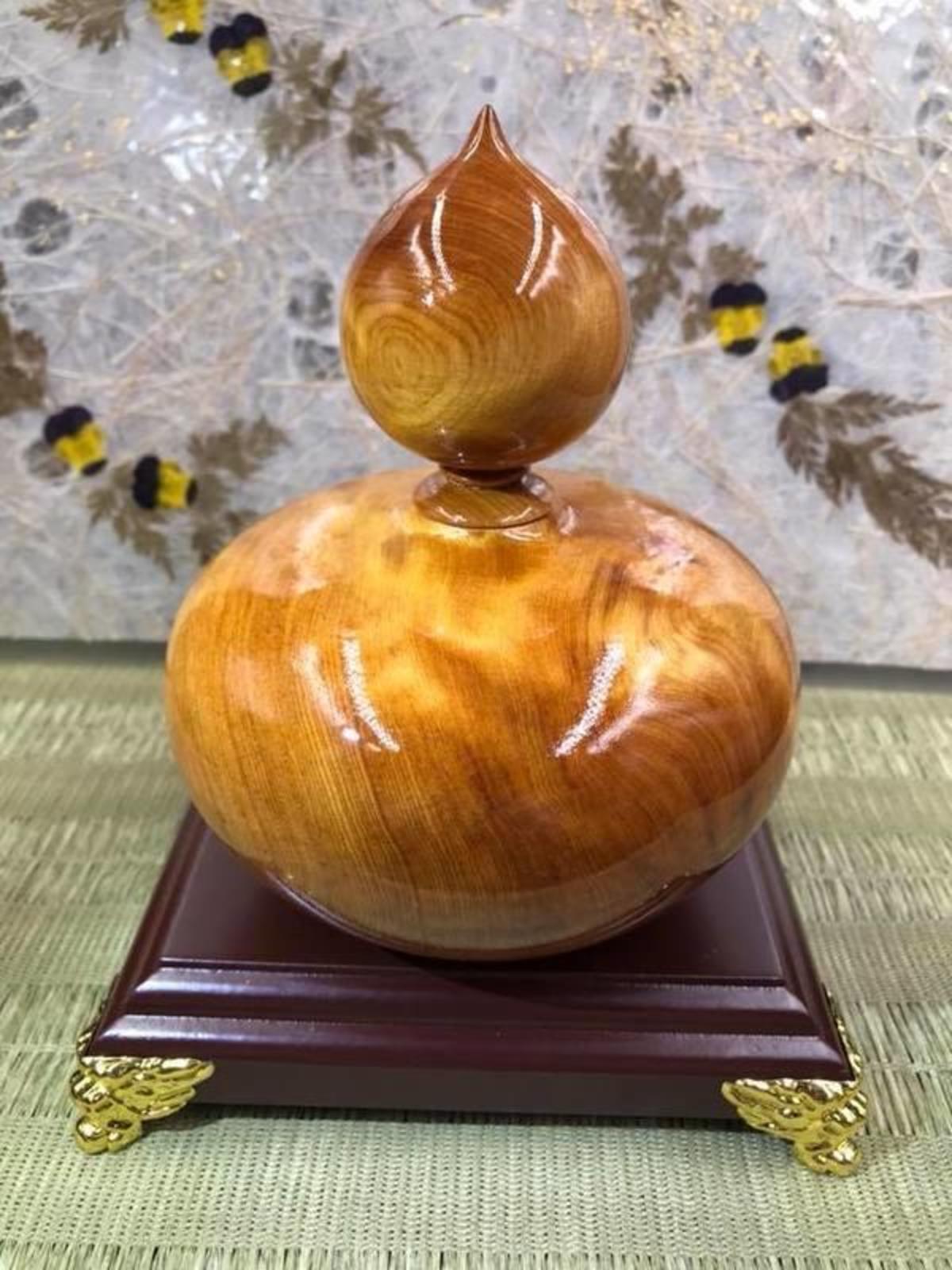 台灣黃檜聚寶盆》(招財、納福、好看、裝飾、福氣、好運、閃光