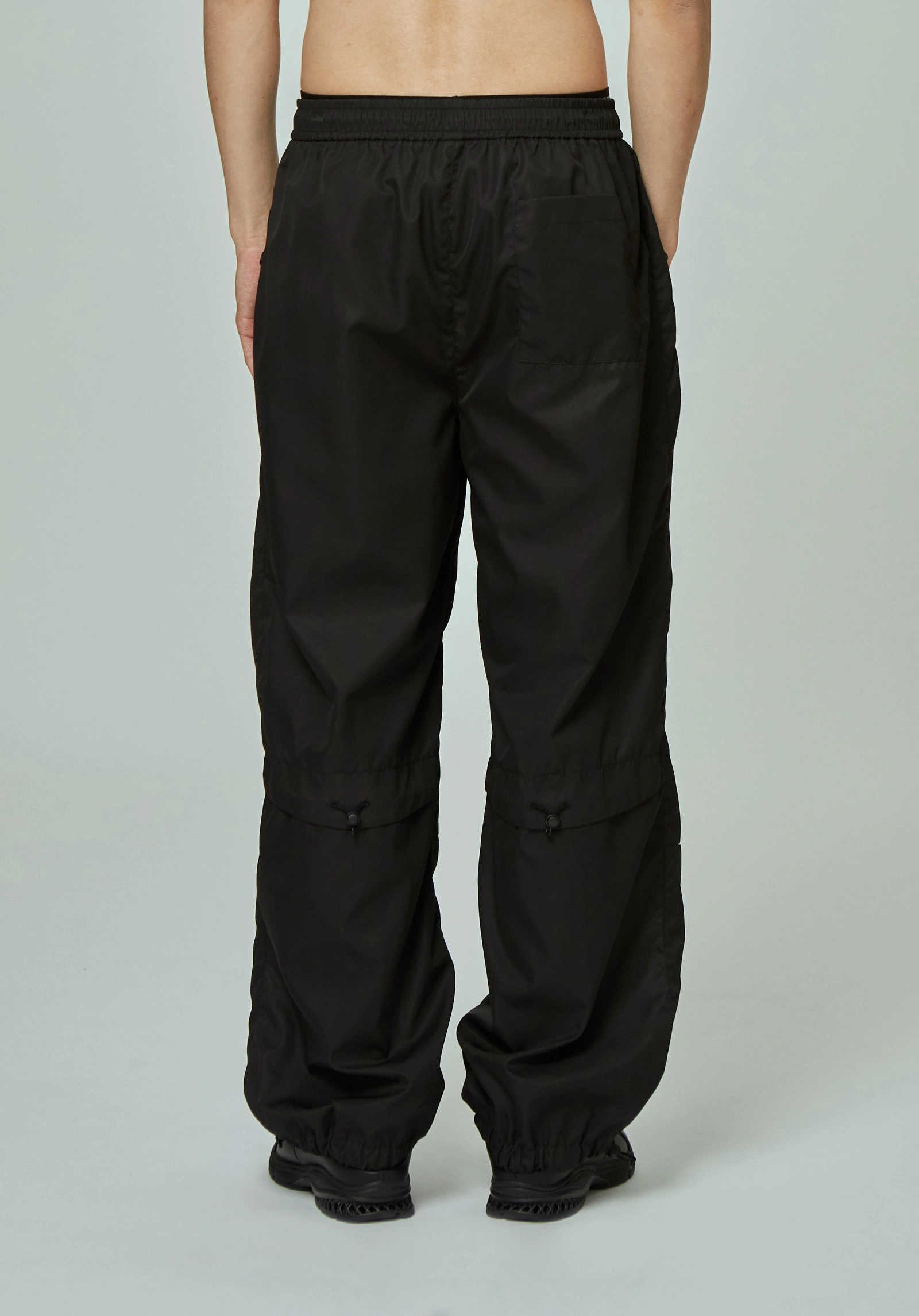 グレスコ ALWAYS OUT OF STOCK PANTS BLACK Men's Cargo pants in stretch cotton satin | Black | Diesel