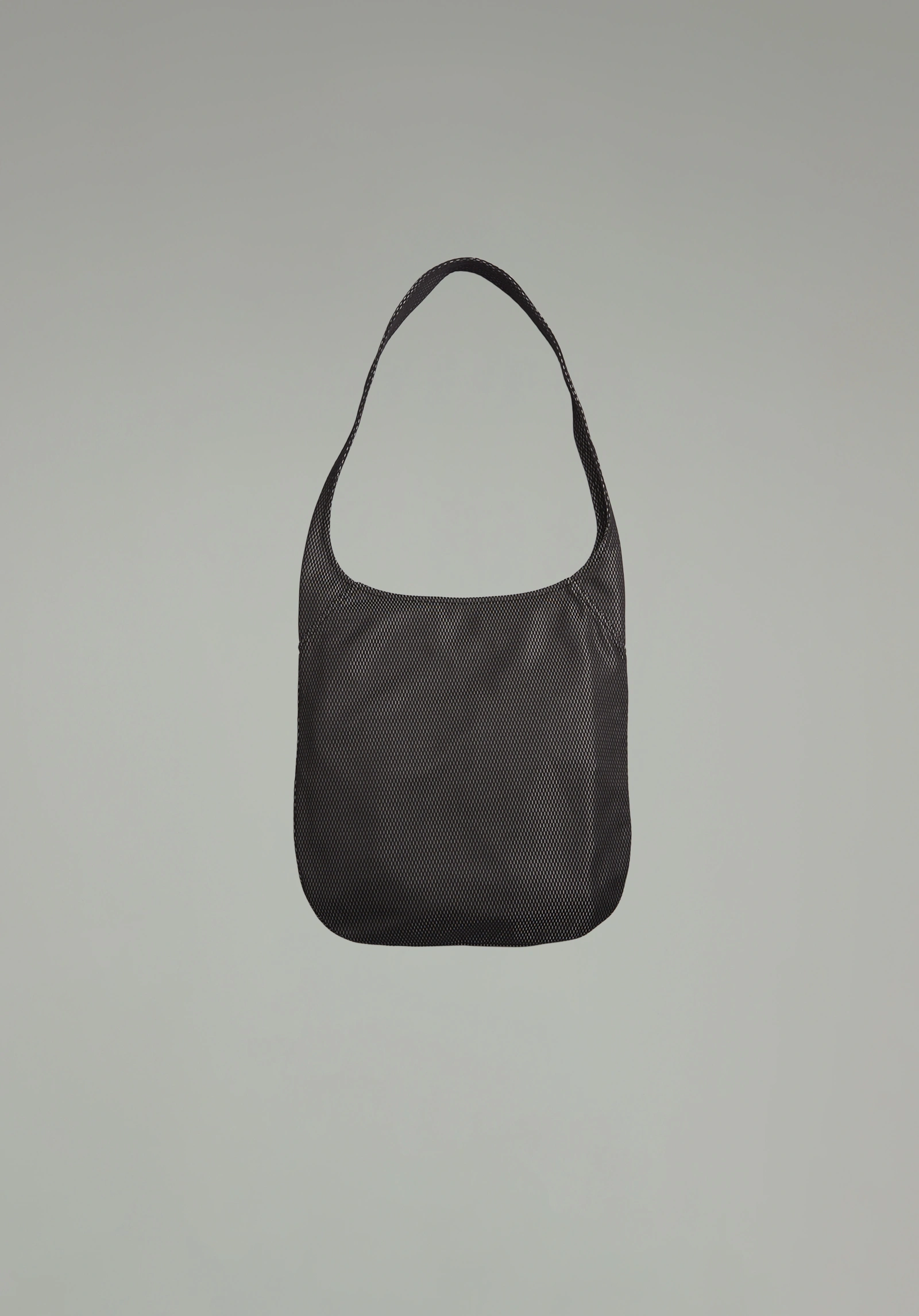KneeDeep（ニーディープ） Round Tote Black KneeDeep（ニーディープ） Round Tote Black Knee Deep(ニー