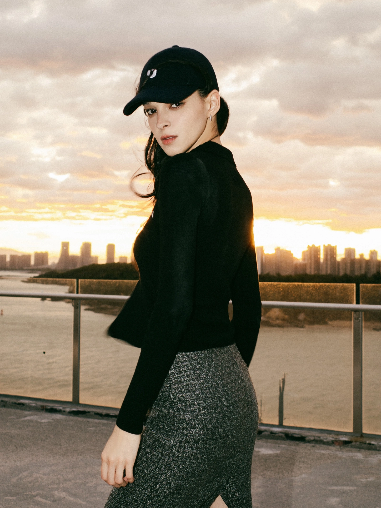 Grey Fringe Tweed Skirt YUYU