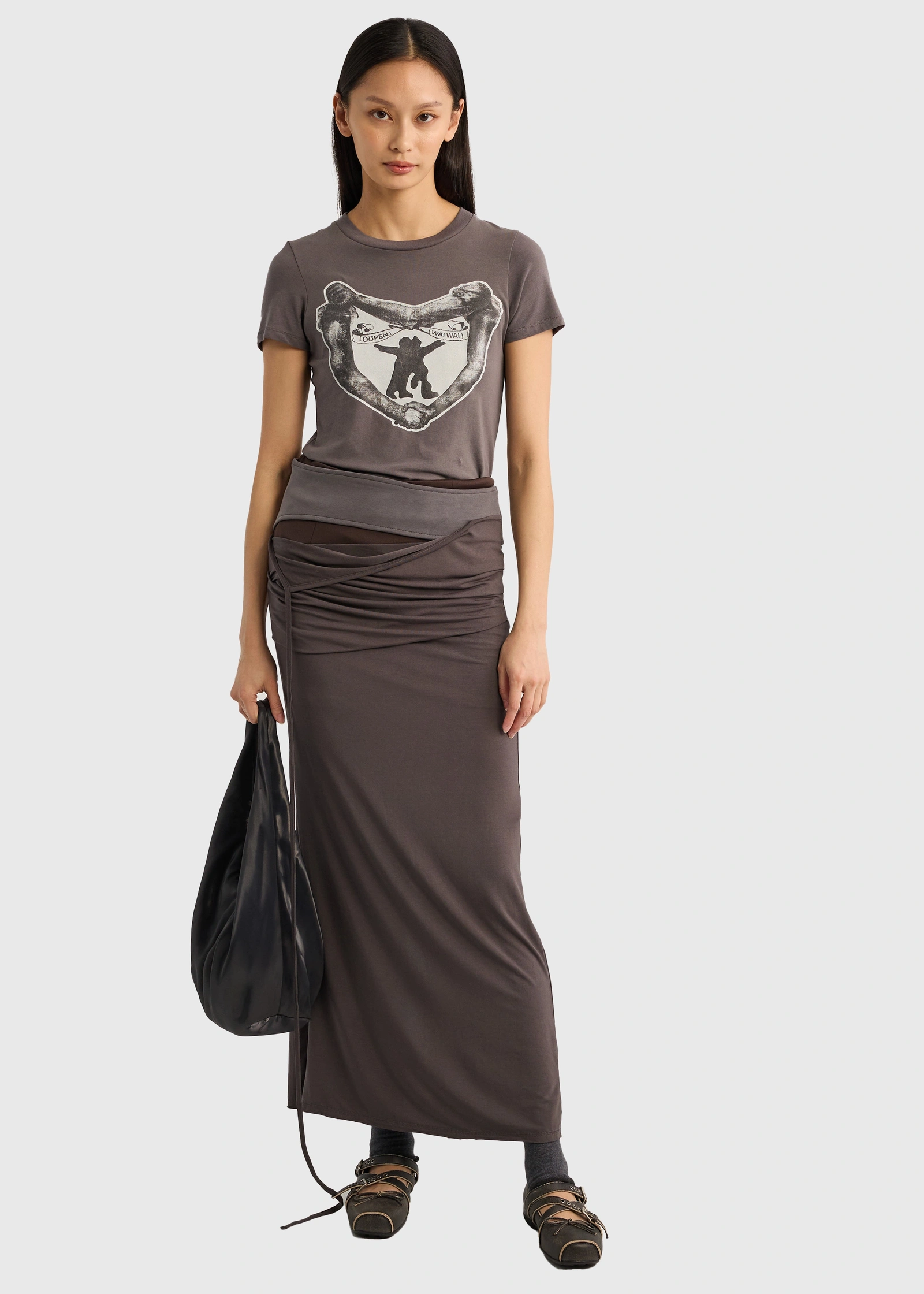 【OPEN YY】YY HUG&HEART T-SHIRT (3COLORS) YY Hug & Heart T恤| THE SPAACE WOMEN