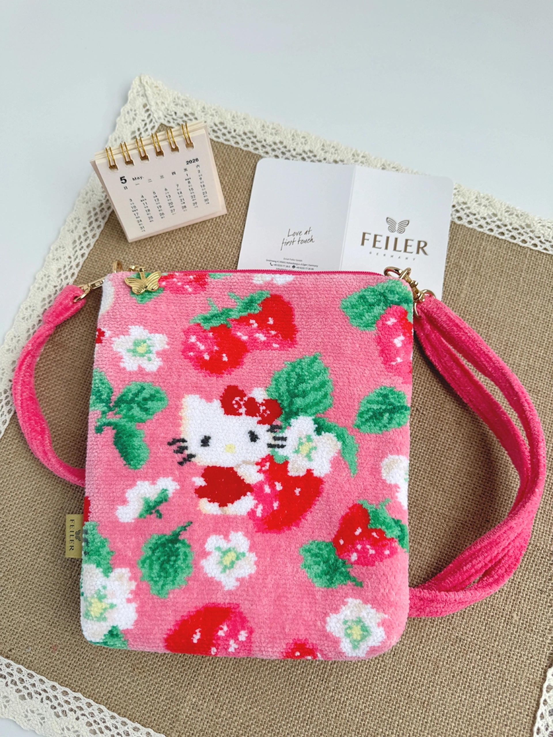 feiler】Hello Kitty草莓物語斜背包(18X20X3)