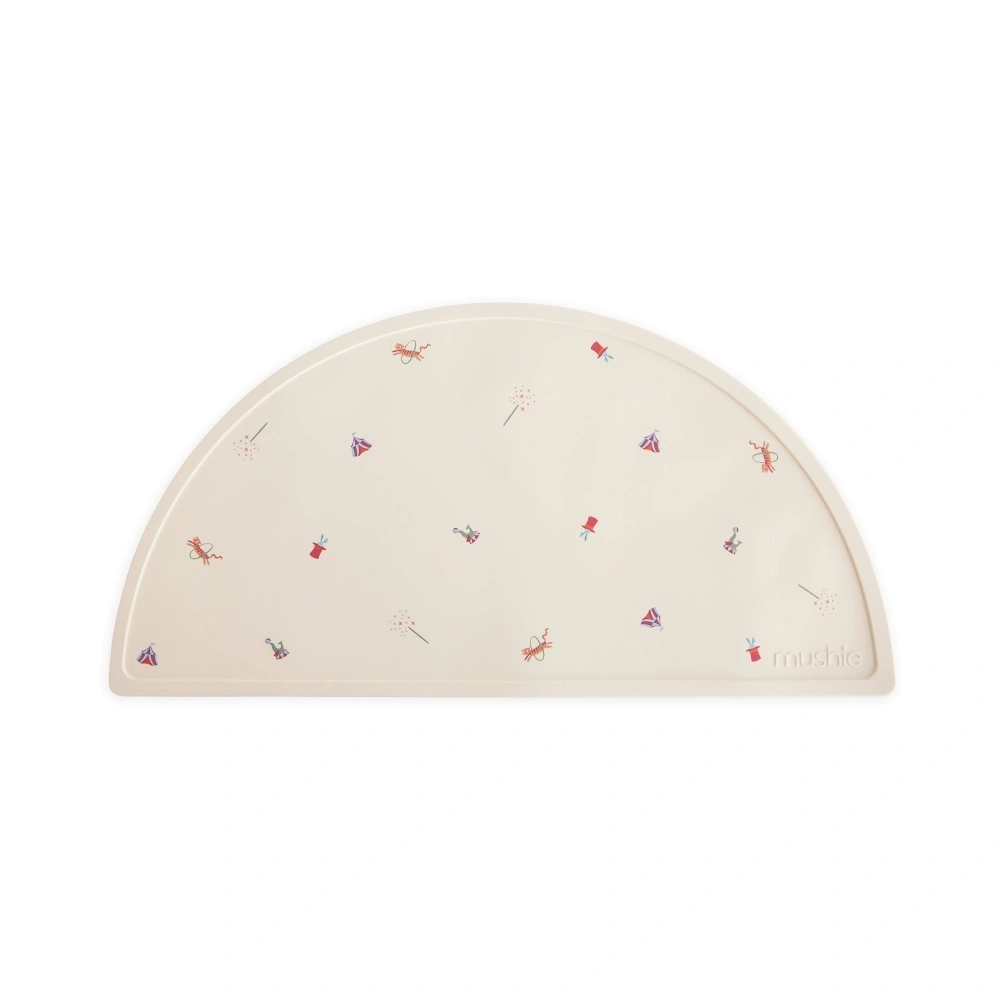 【mushie】矽膠防滑餐墊/馬戲團 寶寶餐墊 防滑設計 防水防髒 隔熱 餐具 食品級矽膠 副食品