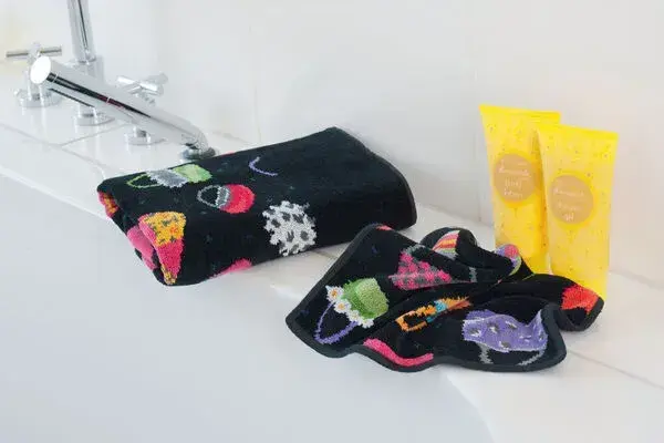 【feiler】瘋狂包包面巾(30x30)